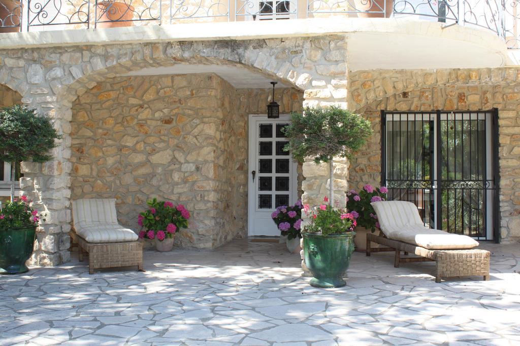 Gites Maisons De Vacances Domaine La Chamade Карпентра Стая снимка