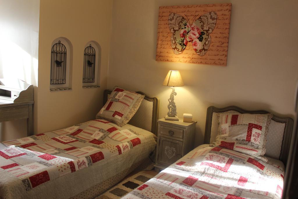 Gites Maisons De Vacances Domaine La Chamade Карпентра Стая снимка