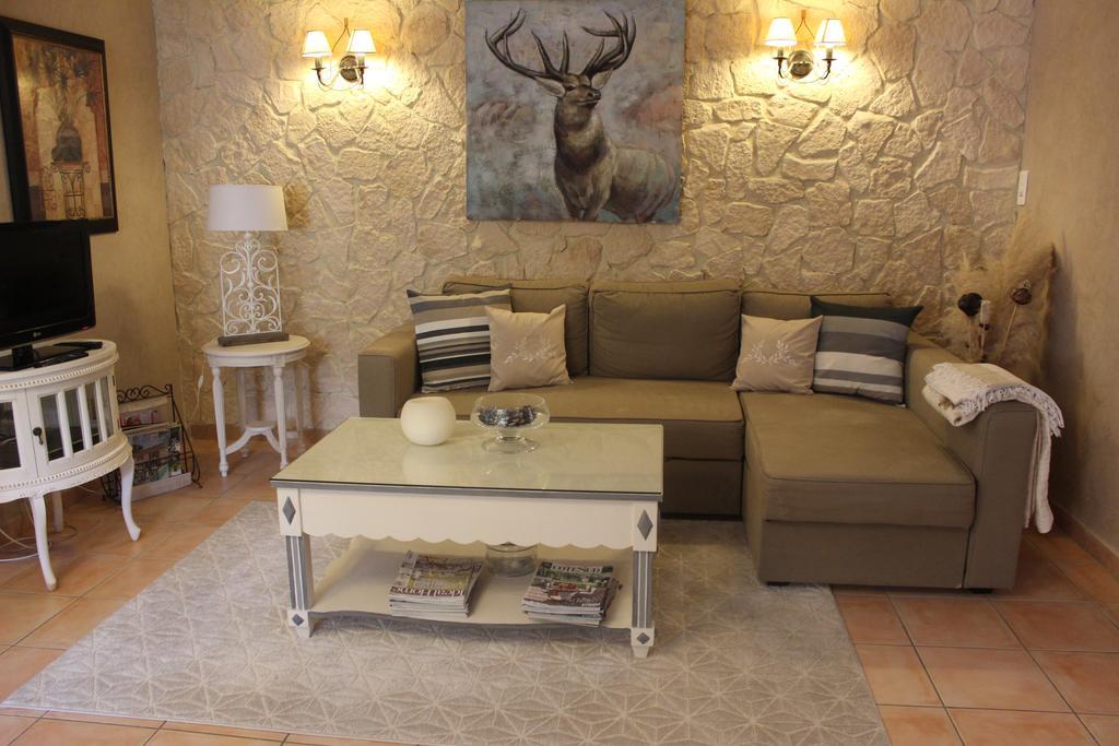 Gites Maisons De Vacances Domaine La Chamade Карпентра Стая снимка